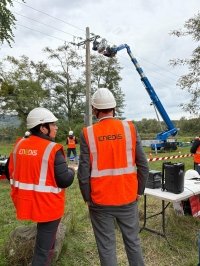 Un robot pour intervenir sur le ''réseau en tension'' Un robot pour intervenir sur le ''réseau en tension''