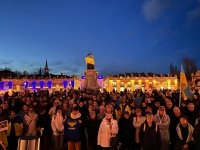 2 ans après, Stanislas drapé dans le drapeau de l'Ukraine