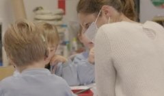 Aider ceux qui aident : une loi contre la précarité des AESH Aider ceux qui aident : une loi contre la précarité des AESH
